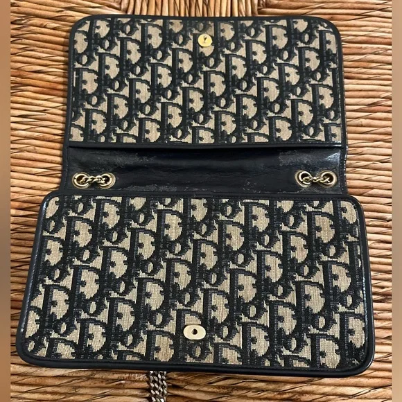 SOLD - Dior oblique canvas shoulder bag - Picture 5 of 8